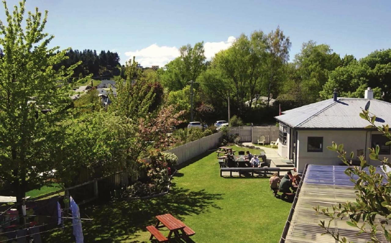 Mountain View Backpackers Hostel Wanaka Exterior photo