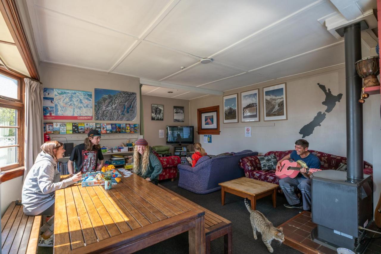 Mountain View Backpackers Hostel Wanaka Exterior photo