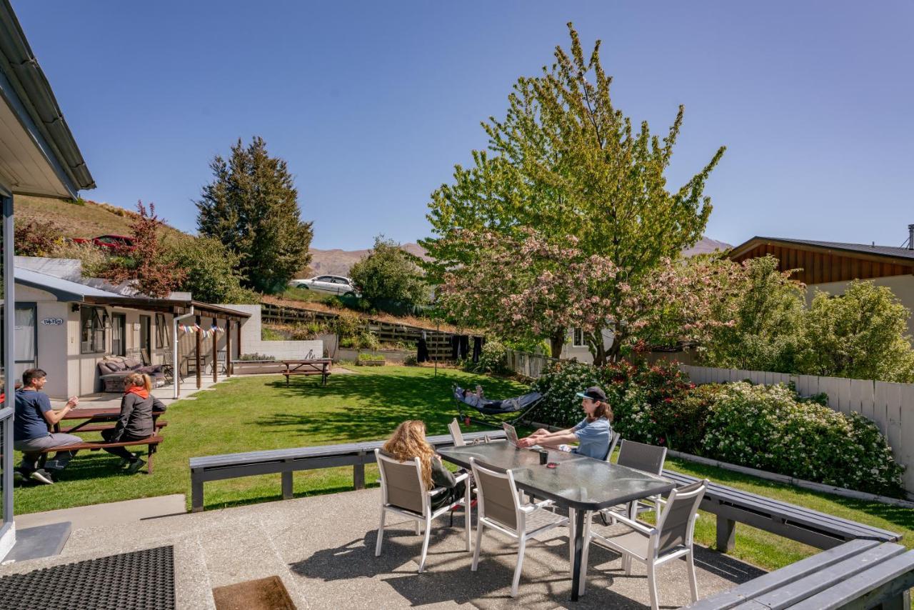 Mountain View Backpackers Hostel Wanaka Exterior photo